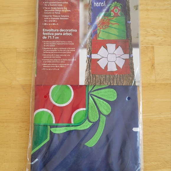 NEW Holiday tree wrap - Picture 3 of 4